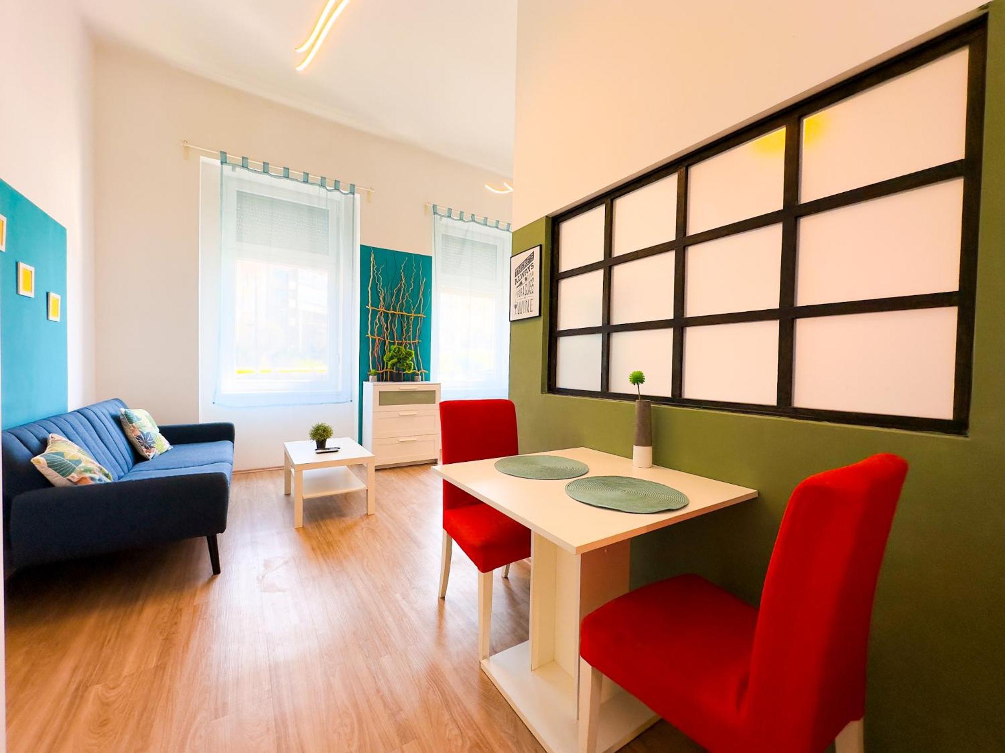 Spacious Buda Air Conditioning Apartamento