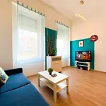 Spacious Buda Apartment Air Conditioning