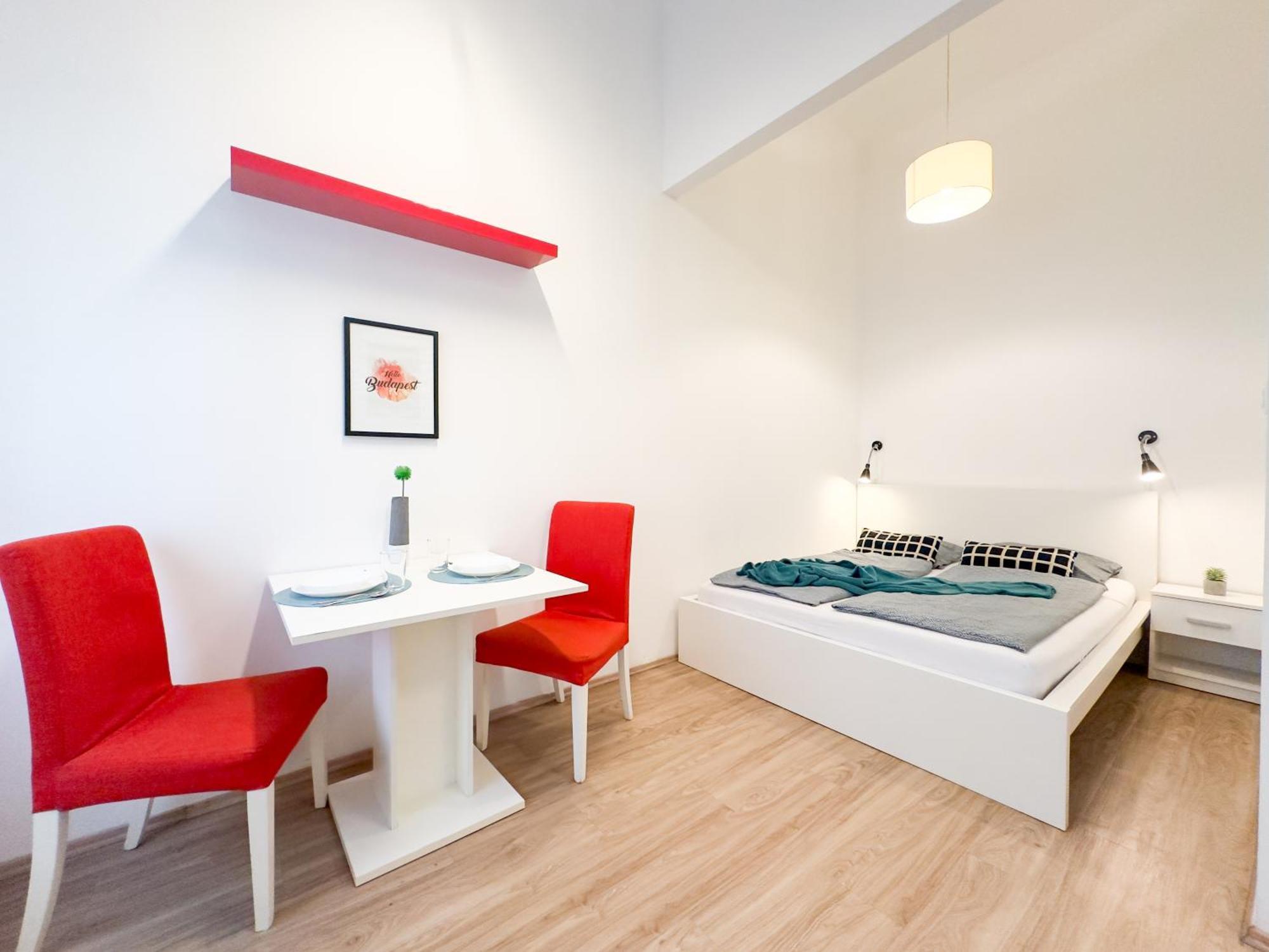 Apartment Spacious Buda Air Conditioning *
